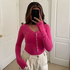 HOLLISTER stretchable long sleeves